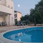 Mali San Apartmán *