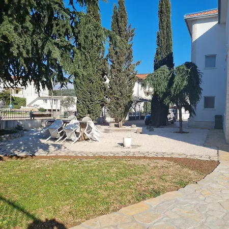 Mali San * Trogir