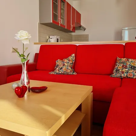 Mali San Apartment *