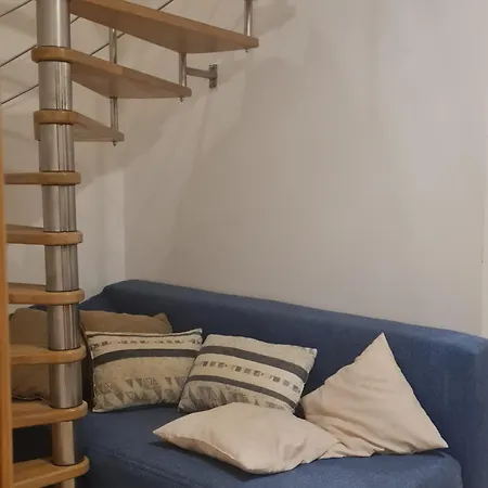 Apartment Mali San *