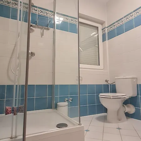 Apartment Mali San