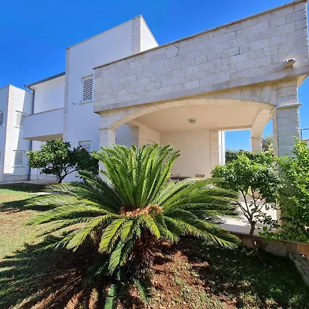 Apartman Mali San Trogir