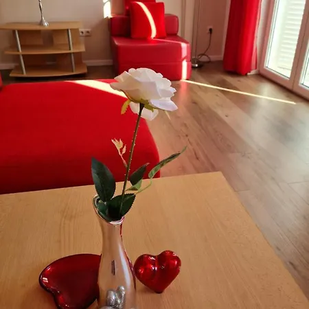 شقة Mali San تروغير