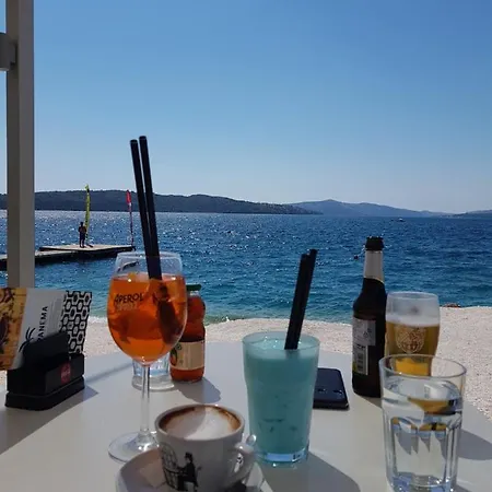 Mali San Διαμέρισμα