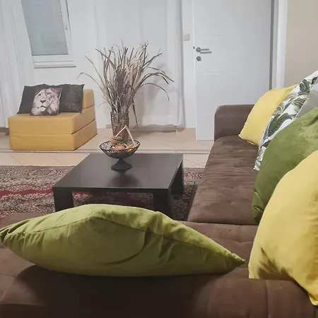 Mali San شقة تروغير