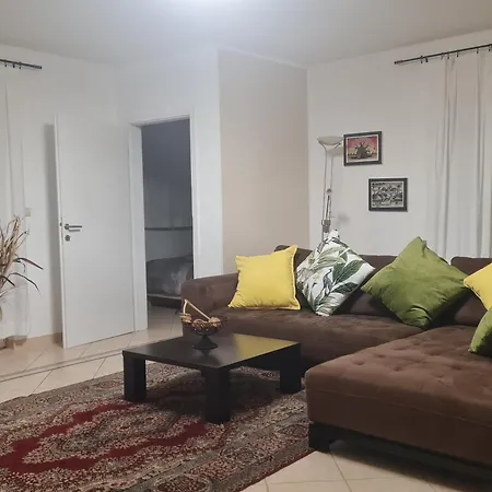 Mali San تروغير